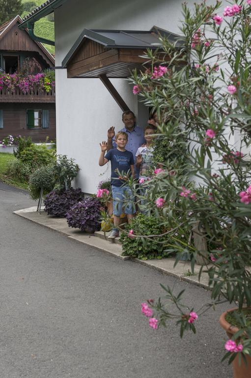Privatzimmer Haring Kitzeck im Sausal Exteriör bild